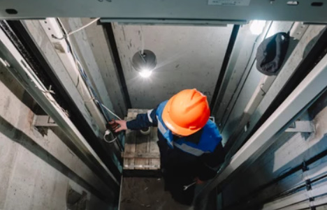 Elevator Operator